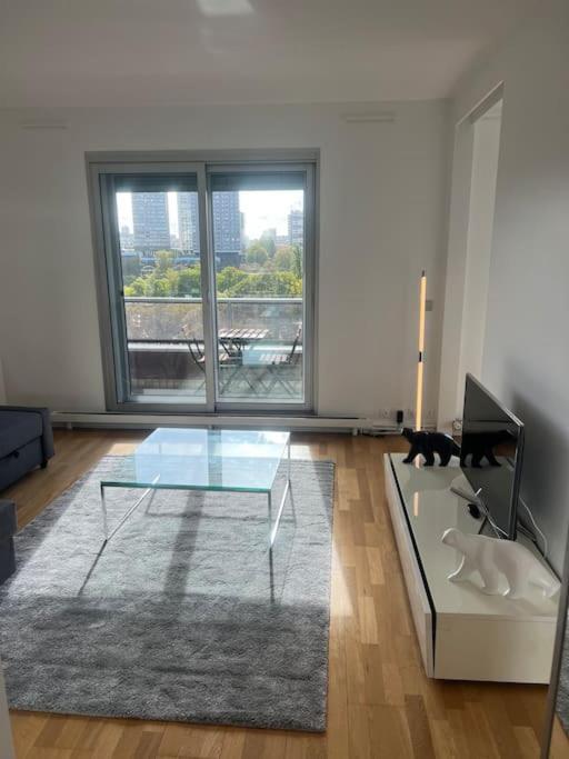 Tour Eiffel Terrasse Vue Seine Apartment Paris Exterior photo